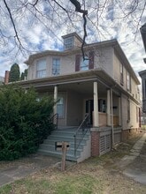 515 S Queen St, Unit First Floor in Littlestown, PA - Foto de edificio - Building Photo