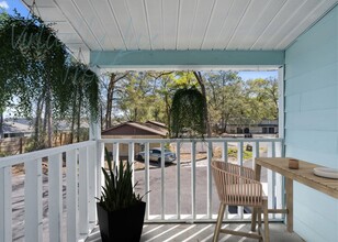 Tower Oaks and Linton Oaks in Gainesville, FL - Building Photo - Building Photo