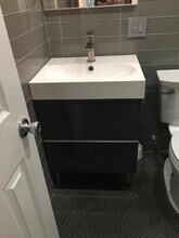 2741 NE 8th Ave, Unit 11 in Wilton Manors, FL - Building Photo - Building Photo