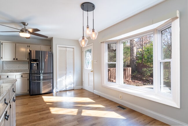 property at 5603 Ventura Dr