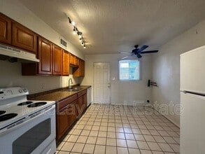 7808 E Heatherbrae Ave in Scottsdale, AZ - Building Photo - Building Photo