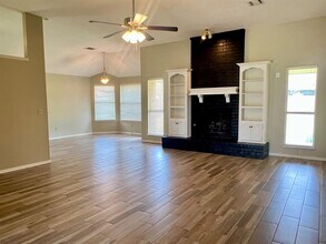 9300 Buttonwood Ave in Oklahoma City, OK - Building Photo - Building Photo