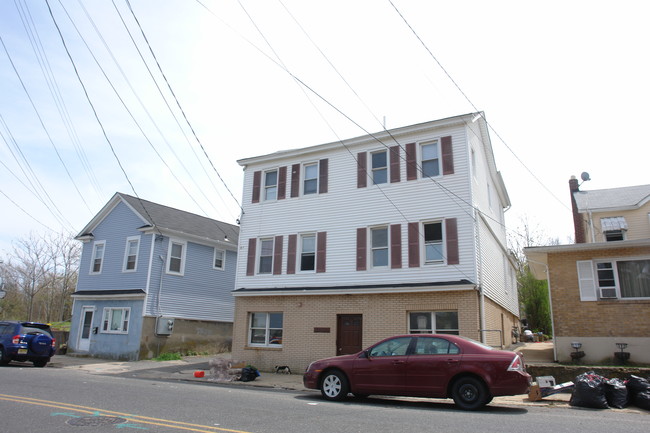 274 Chelsea Ave in Long Branch, NJ - Foto de edificio - Building Photo