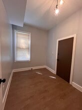 22 Tuers Ave, Unit 1 in Jersey City, NJ - Building Photo - Building Photo