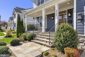 6522 32nd St in Falls Church, VA - Building Photo - Building Photo