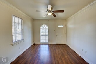 8984 Hawthorne Dr in Shreveport, LA - Building Photo - Building Photo