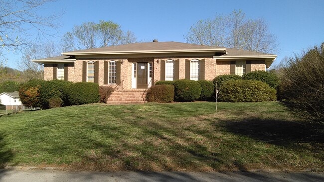 2512 Sharron Dr in Chattanooga, TN - Building Photo - Building Photo