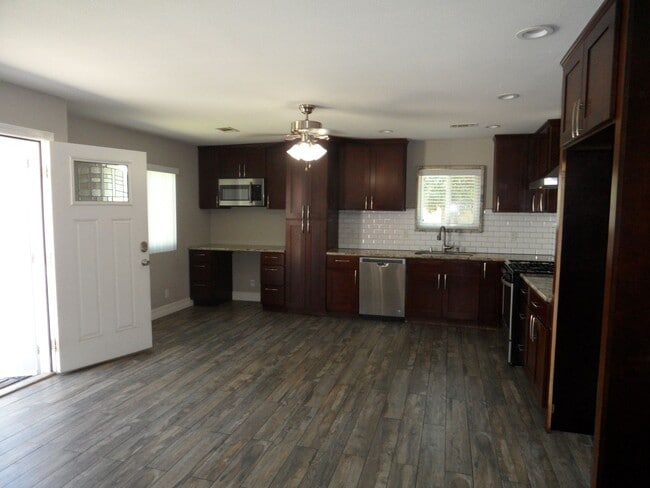 property at 300 1/2-204 1/2 E Mills Dr