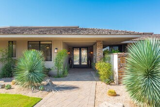 1 Dartmouth Dr in Rancho Mirage, CA - Building Photo - Building Photo