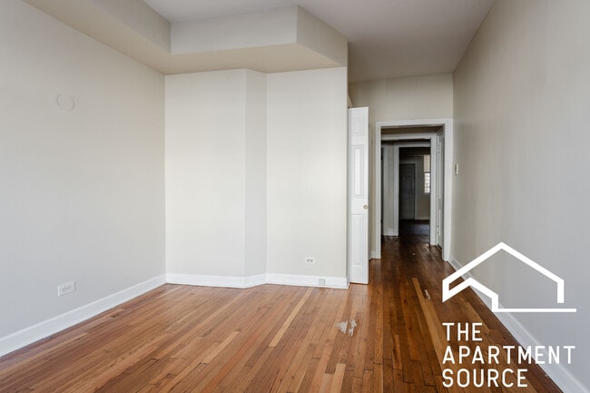 property at 2405 W Wilson Ave