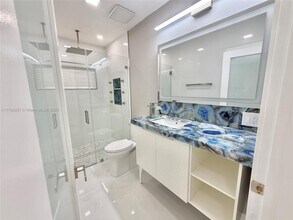 1831 SW 23rd Ave in Fort Lauderdale, FL - Building Photo - Building Photo