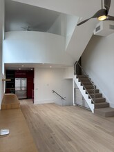 12217 Rochester Ave, Unit 1 in Los Angeles, CA - Foto de edificio - Building Photo
