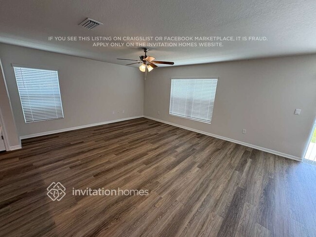 10828 Hidden Banks Gln in Parrish, FL - Building Photo - Building Photo