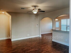 3906 Ashton Dr in Sanger, TX - Building Photo - Building Photo