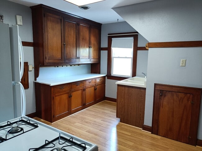 property at 9214 S Chicago Rd