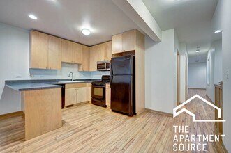 1446 N Leavitt St, Unit 1f in Chicago, IL - Building Photo - Building Photo