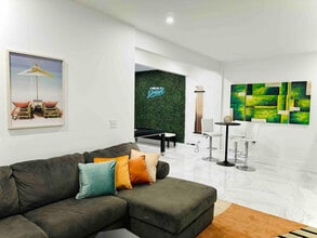 223 Atherton St in Charlotte, NC - Building Photo - Building Photo