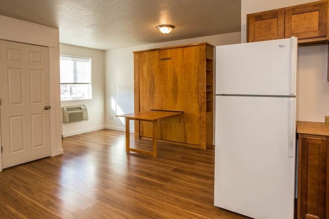 property at 1906 S 14th St W