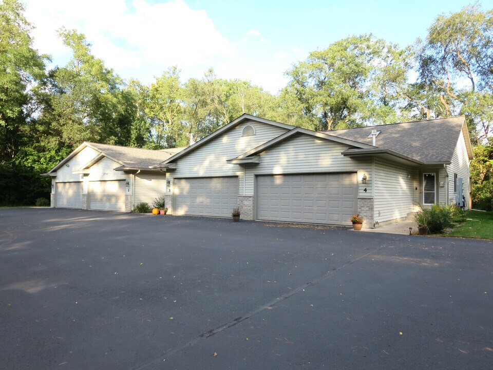 1710 Menomonie St, Unit #1 in Eau Claire, WI - Building Photo