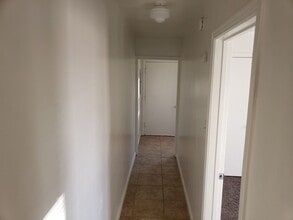 3418 Topeka St in Riverbank, CA - Building Photo - Building Photo