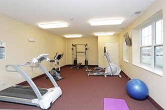 Laverne Apartments in Ames, IA - Foto de edificio - Interior Photo