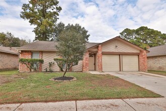 4626 Enchanted Rock Ln in Spring, TX - Building Photo - Building Photo