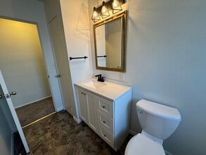 2109 Grandview Ave in Grandview, IL - Building Photo - Building Photo