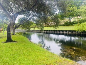 4749 NW 82nd Ave in Lauderhill, FL - Building Photo - Building Photo