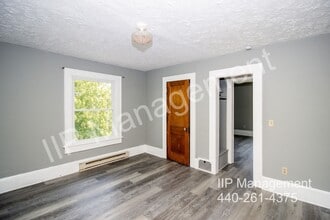 54 S Portage Path in Akron, OH - Building Photo - Building Photo