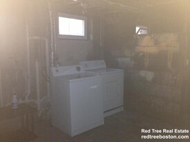 289 Foster St, Unit 1 in Boston, MA - Building Photo