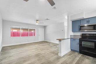 1208 NE 5th Ave in Fort Lauderdale, FL - Building Photo - Building Photo