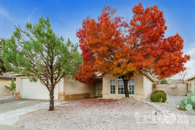 property at 6708 Valle Verde Rd NW