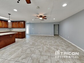 4552 Tampa Downs Blvd in Lutz, FL - Building Photo - Building Photo