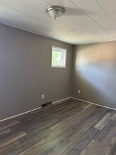 144 Campbell Ave in Yorkville, NY - Building Photo - Building Photo