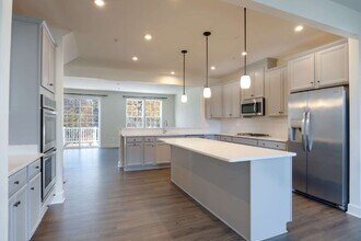 9105 Fox Stream Way in Upper Marlboro, MD - Foto de edificio - Building Photo