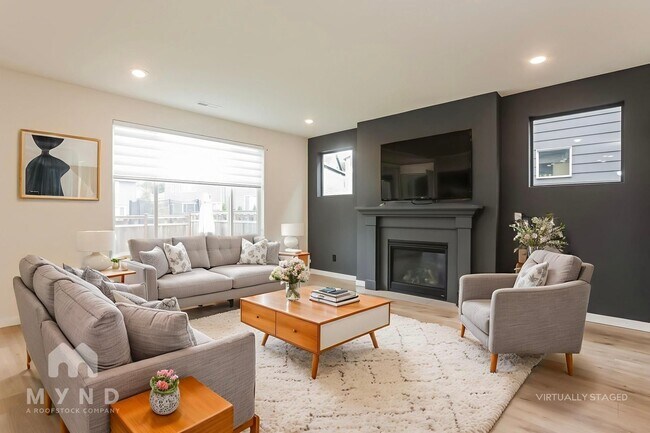 33310 Crystal Ave SE in Black Diamond, WA - Building Photo - Building Photo