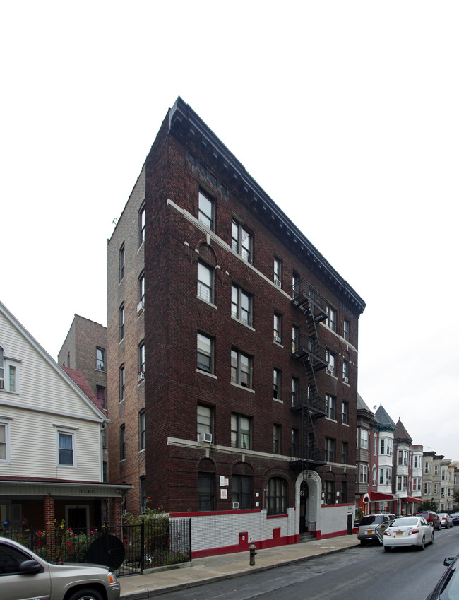 2287 Loring Pl N in Bronx, NY - Foto de edificio - Building Photo
