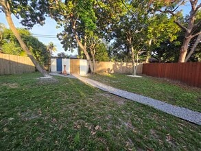 1110 NW 6th Ave, Unit 1 in Fort Lauderdale, FL - Building Photo - Building Photo