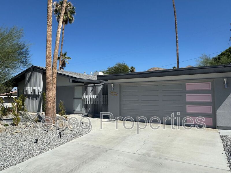 39240 Karen St in Cathedral City, CA - Building Photo