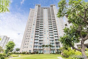 215 N King St in Honolulu, HI - Building Photo