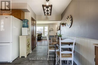 79 Sandalwood Ave in Hamilton, ON - Building Photo - Building Photo