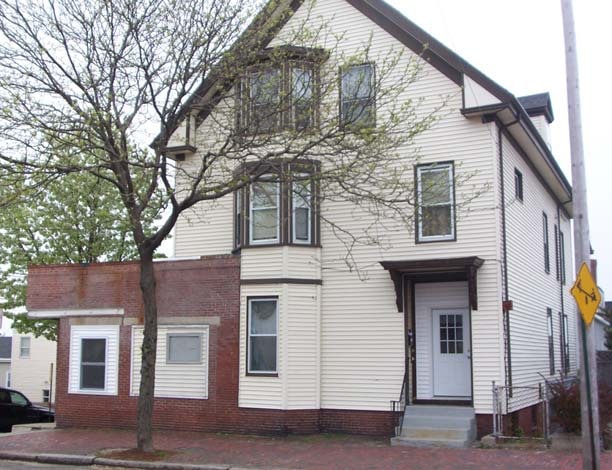 127 Cumberland Ave in Portland, ME - Building Photo
