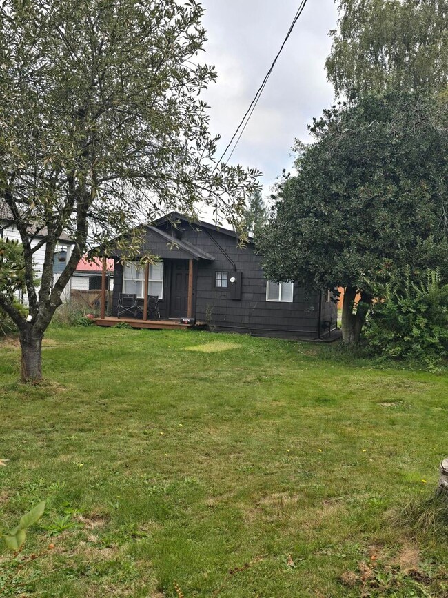 423 Puget St in Sedro Woolley, WA - Building Photo - Building Photo