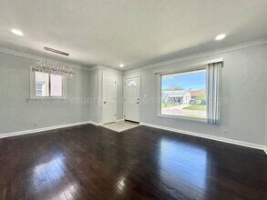 28853 Herbert St in Madison Heights, MI - Building Photo - Building Photo