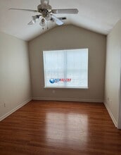 365 Brookview Dr in Riverdale, GA - Building Photo - Building Photo