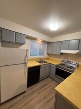 3431 NE 73rd Ave, Unit 3431 in Portland, OR - Foto de edificio - Building Photo