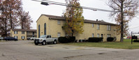 4700 Valla Rd in Louisville, KY - Foto de edificio - Building Photo