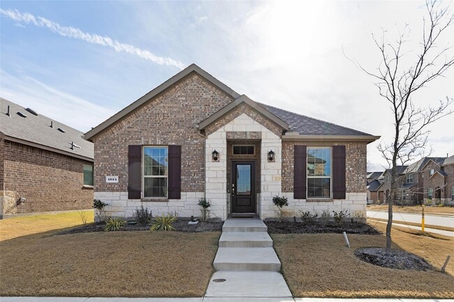 property at 1624 Bennington Ln