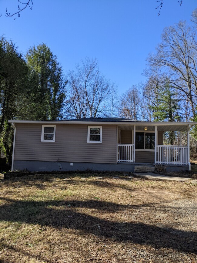 96 Appalachian Way Rentals in Asheville, NC