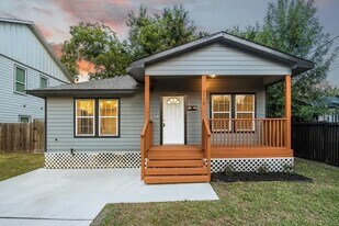6710 Mcwilliams Dr in Houston, TX - Building Photo